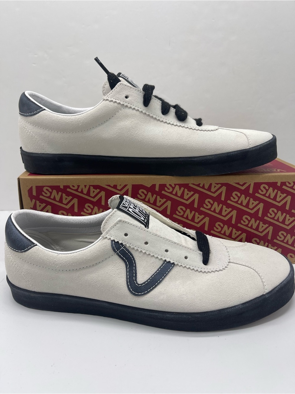 Vans Men’s Size 13 Sport Low Suade White/Black Sneakers